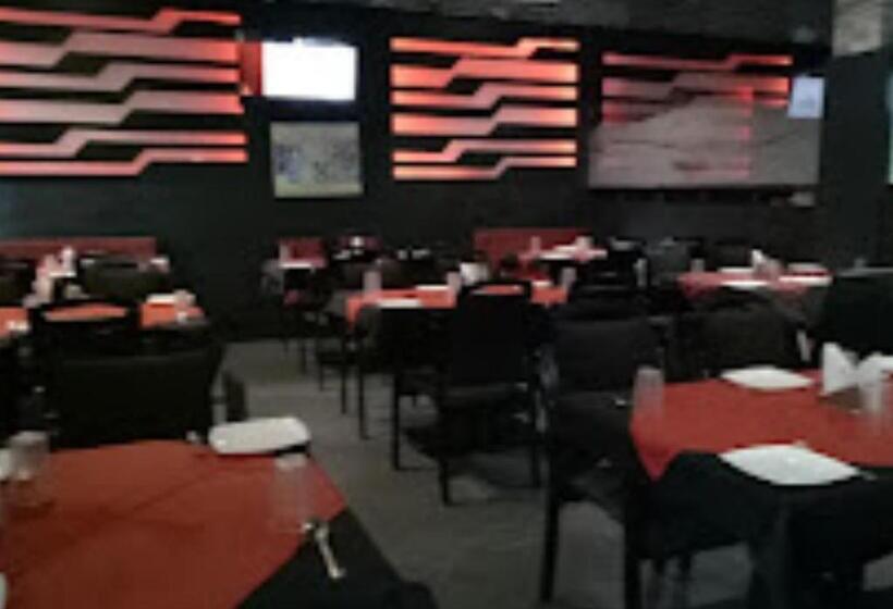 בית מלון כפרי Celebration Bar And Restaurant Maharashtra