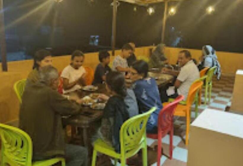 בית מלון כפרי Erisha Tadoba Chandrapur