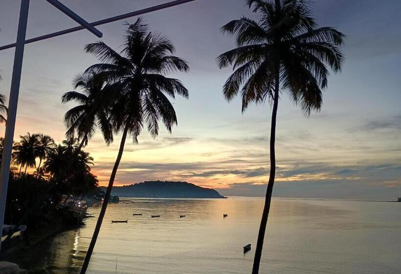 Отель Gs Home Deluxe Super Sea And Garden View Apartment