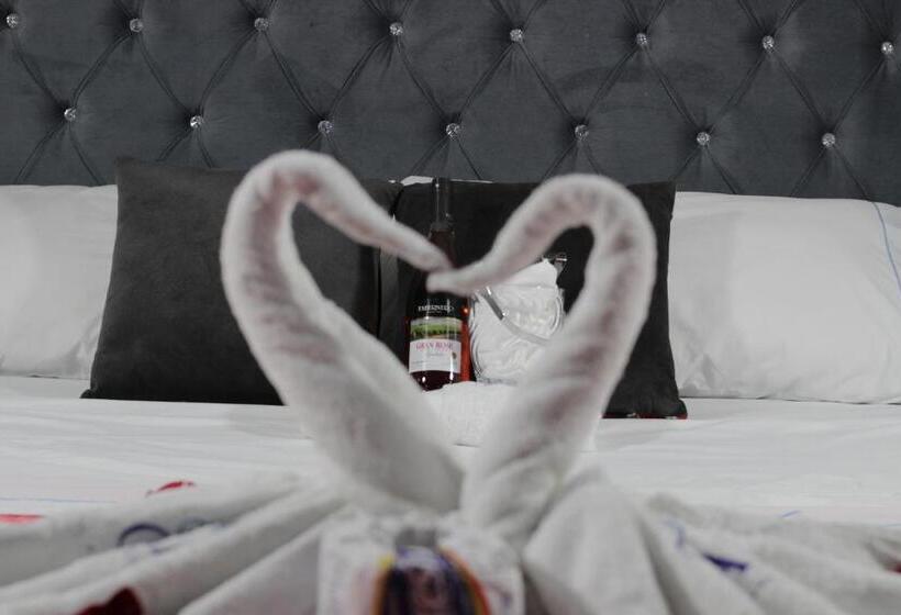 فندق Hostal Draba