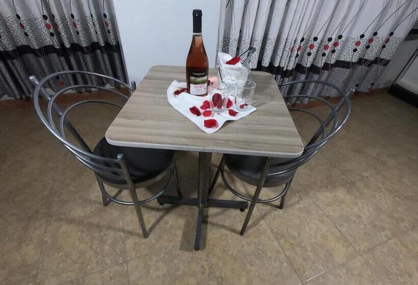 فندق Hostal Draba