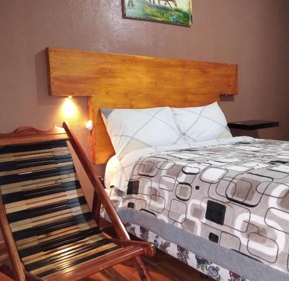 هتل Hostal Restaurante El Fogón Campero