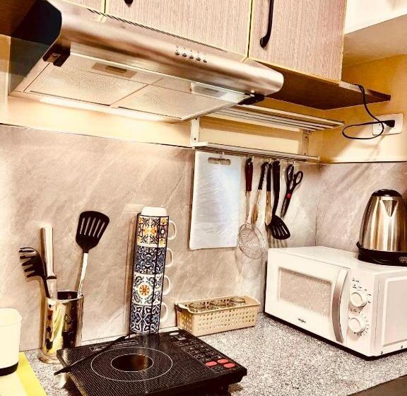 هتل Iloilo Staycation