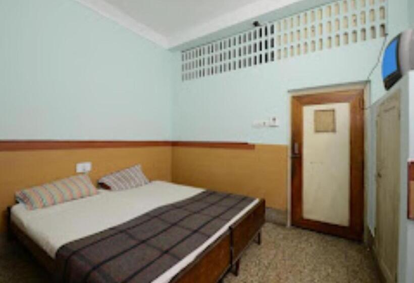 ホテル Janpath Odisha