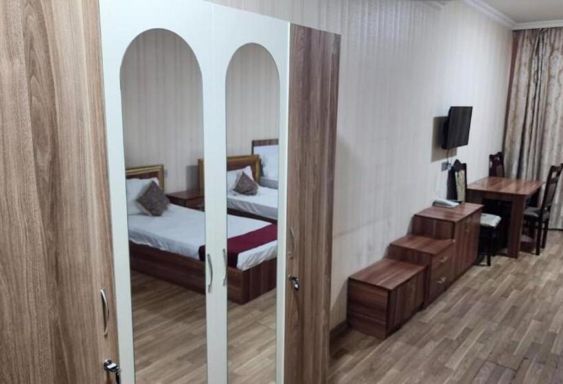 هتل Khatai Ariva Center