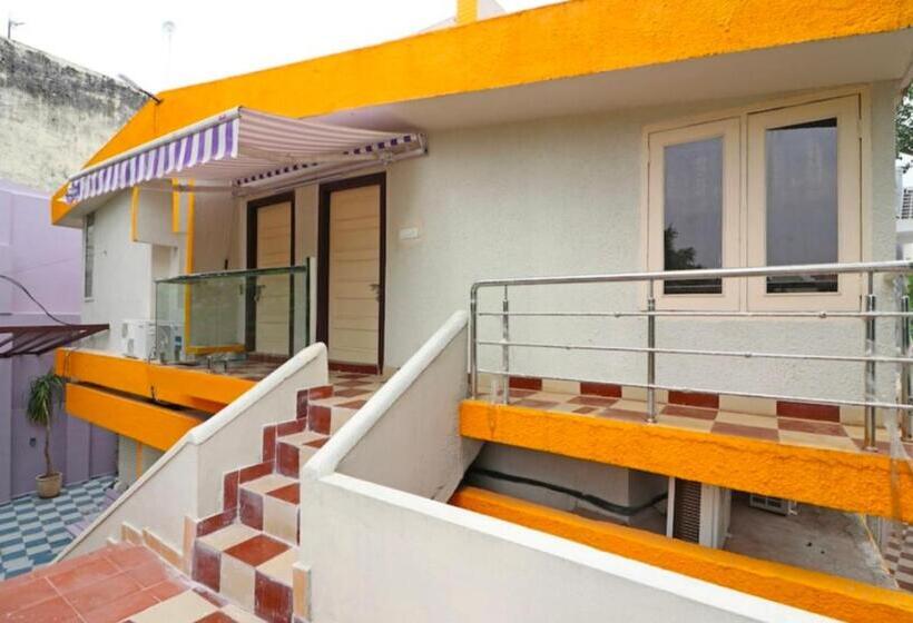 فندق Krishana Raipur