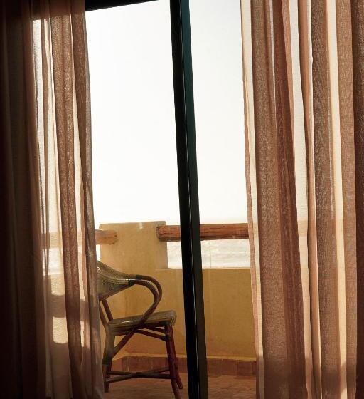 酒店 Loued Surf Lodge