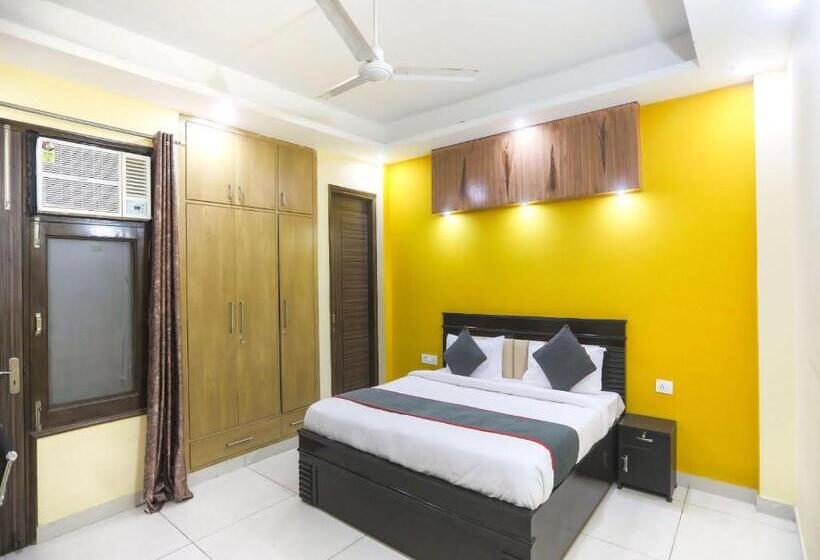 Отель Logix Inn