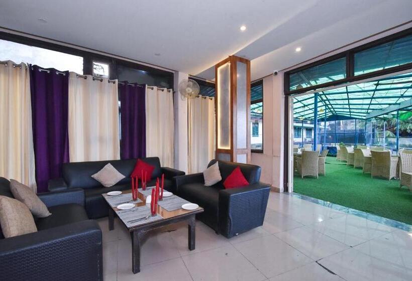 هتل M Bar And Restaurant