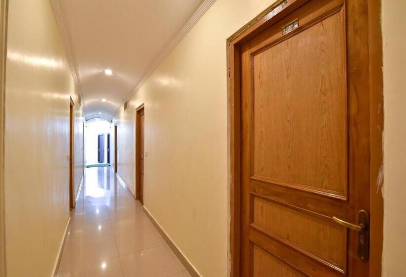 هتل M Bar And Restaurant