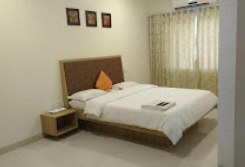 فندق Maratha Palace,satara