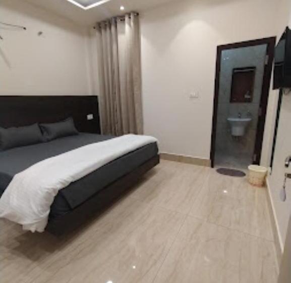 호텔 Mi Rooms, Hoshiarpur
