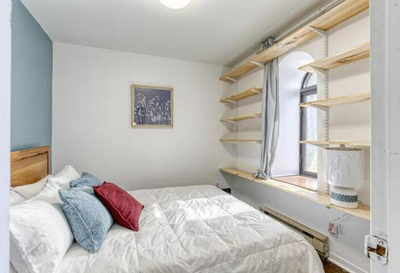 Отель Montreal Boutique Suites