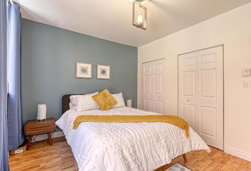 Отель Montreal Boutique Suites