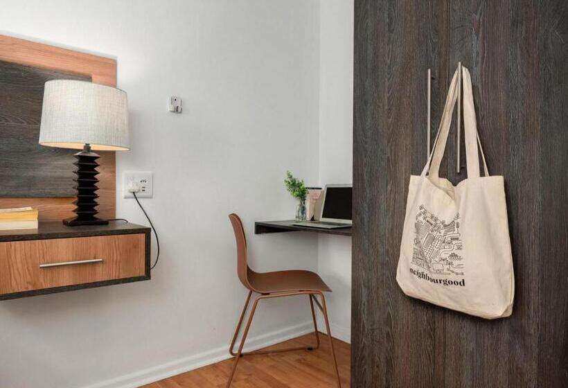 فندق Neighbourgood Ravenscraig