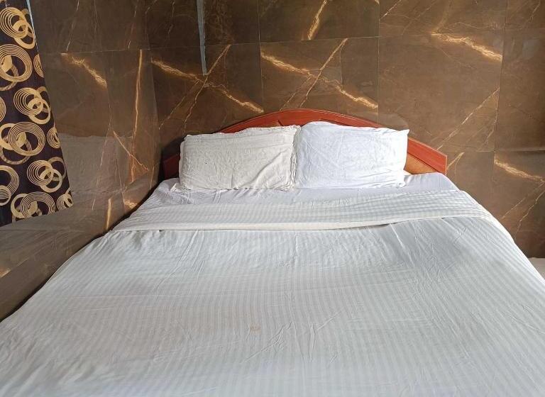 בית מלון כפרי Tulsi Resort