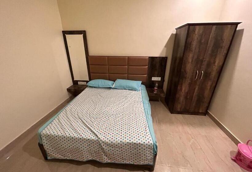 בית מלון כפרי Oyo Subharam