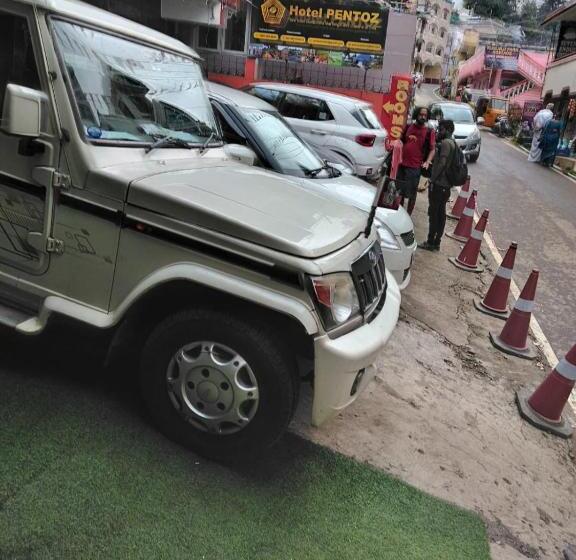 酒店 Pentoz Charing Cross, Ooty