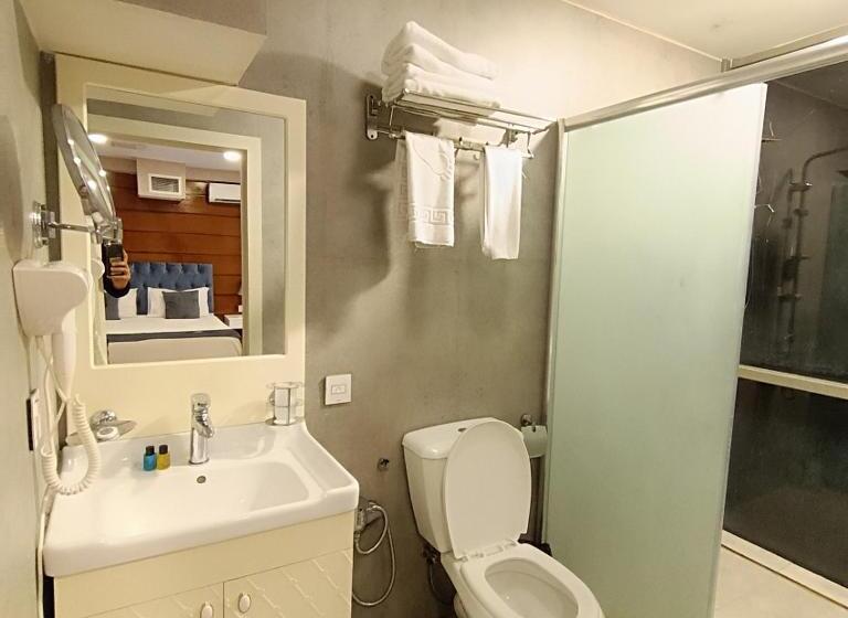 בית מלון כפרי Prestige Citadel Deluxe