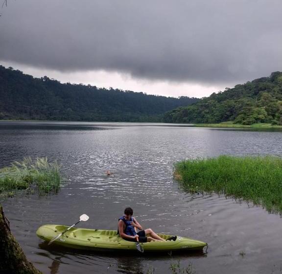 فندق Restaurante Y Mirador Bosque Alegre