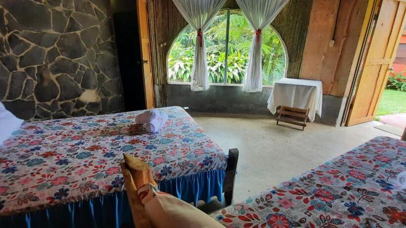 فندق Restaurante Y Mirador Bosque Alegre