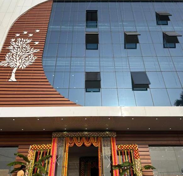 בית מלון כפרי Royal Palace Gaya