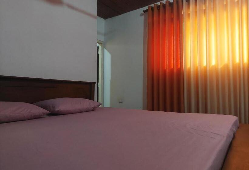 ホテル Shani Residence