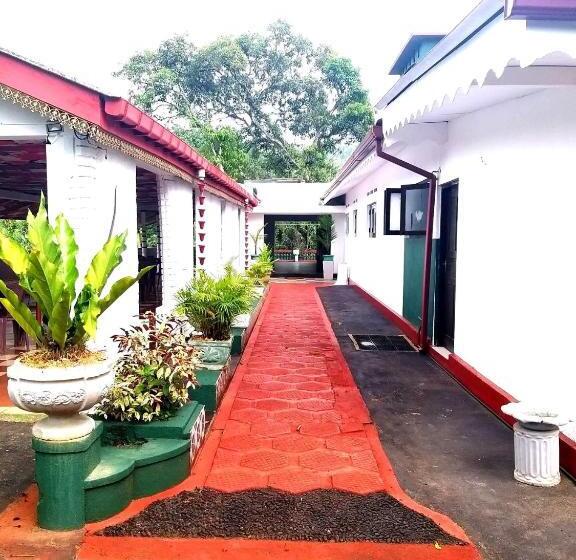 ホテル Shani Residence