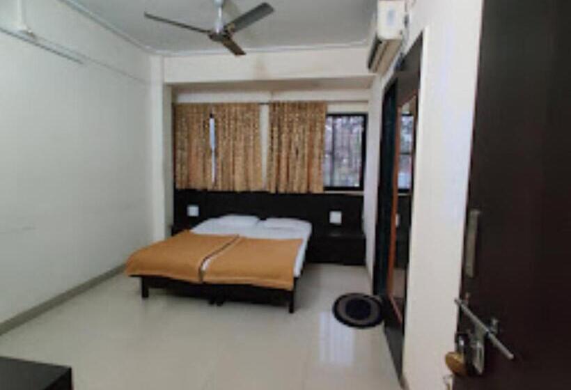 בית מלון כפרי Shreeman ,satara