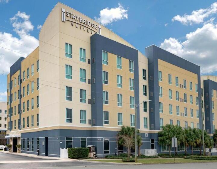 فندق Staybridge Suites Downtown St Petersburg Florida