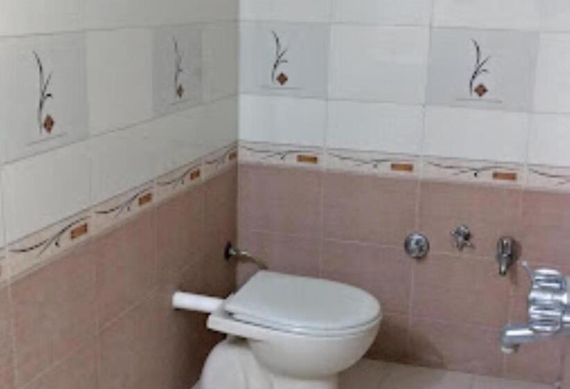 호텔 Sunrise Inn Amravati