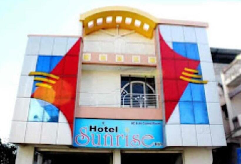 호텔 Sunrise Inn Amravati