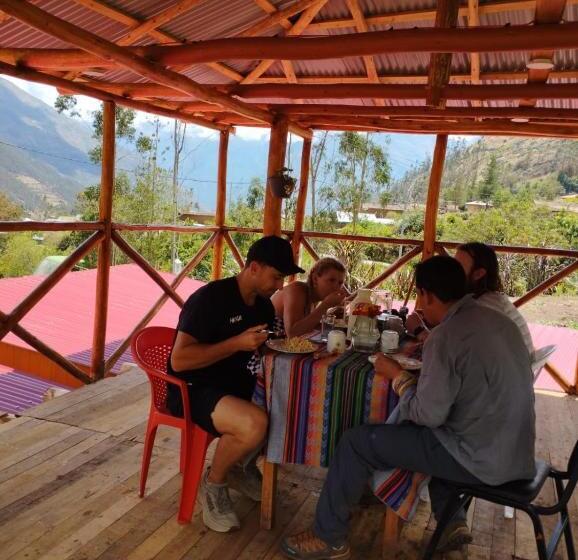 هتل The Wooden House Choquequirao
