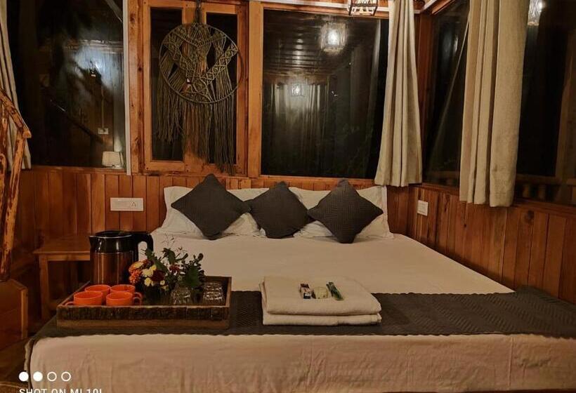 호텔 Tree House Jibhi The Hidden Cottage