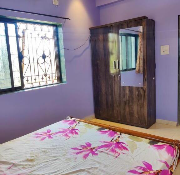 בית מלון כפרי Ujwalla Villa