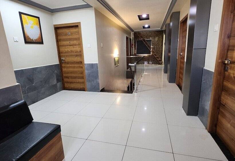 בית מלון כפרי Vandana Palace