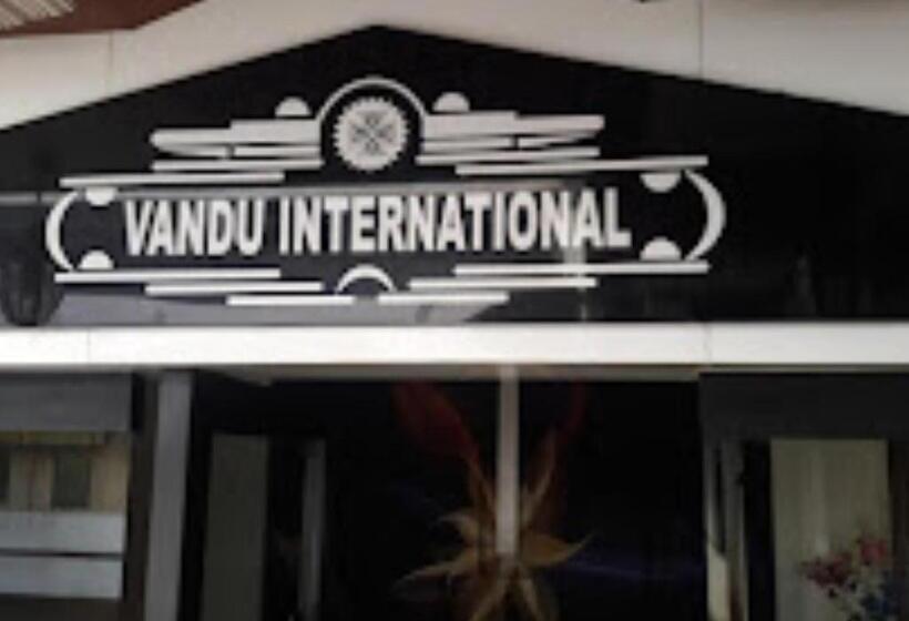 酒店 Vandu International Amravati