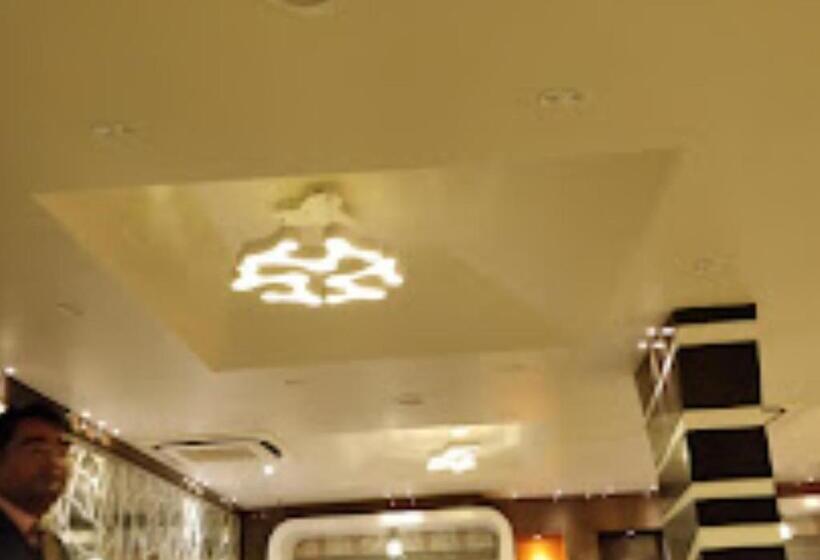 酒店 Vandu International Amravati