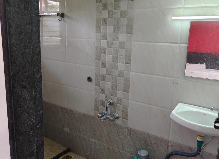 בית מלון כפרי Suryansh Beach Resort