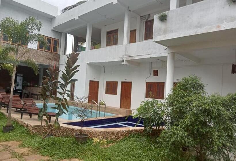 ホテル Wild Animal Viewpoint Udawalwe