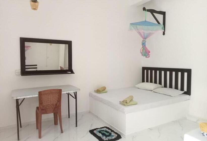 ホテル Wild Animal Viewpoint Udawalwe