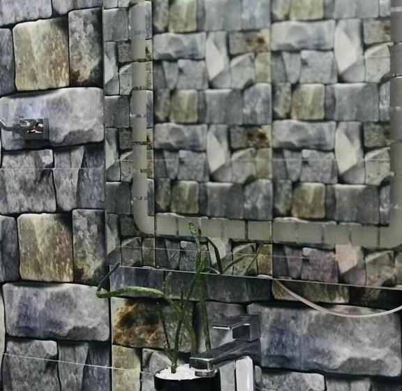 Ibeeza Motel   Bathigama