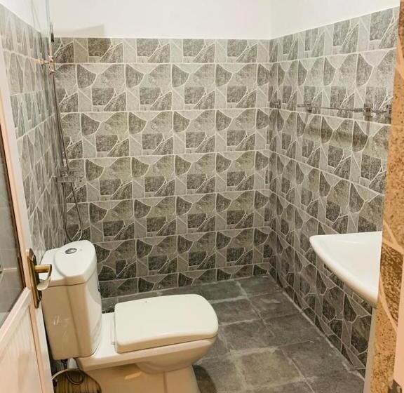 Ibeeza Motel   Bathigama