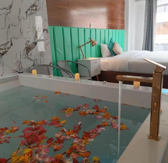 Jacuzzi Hotel Cusco
