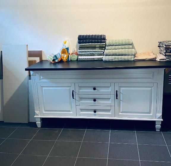 Lugnt Och Centralt Läge