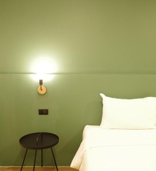 Now’s Hostel