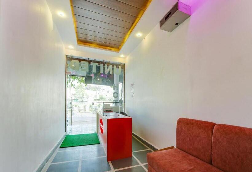 Oyo Hotel United Palace