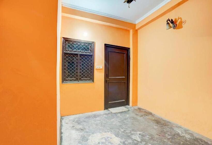 Oyo Preet Hotel & Restaurant