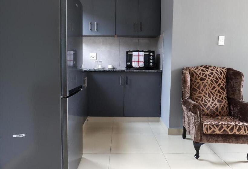 פנסיון 235 Lodge