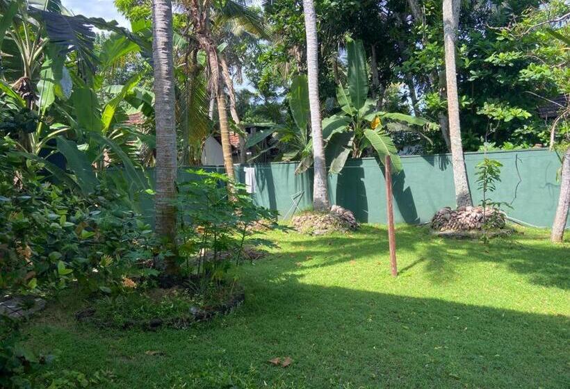 펜션 Apartment Inn